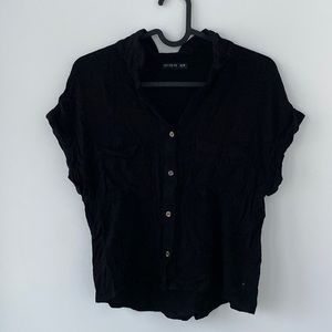 XS black stretchy button up Tshirt